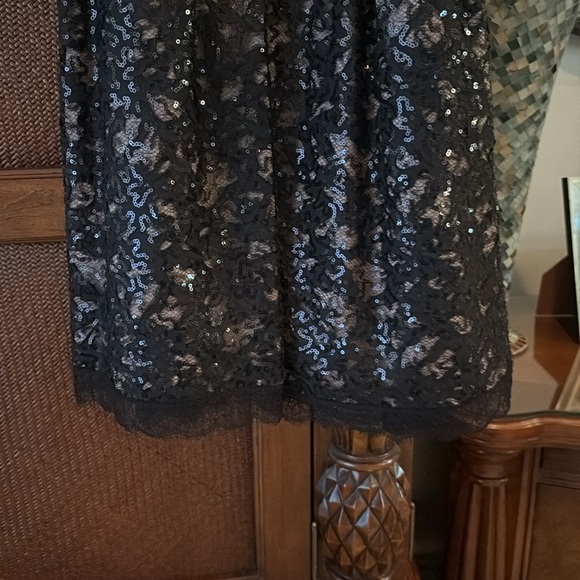 Bcbg Black Sequin and Lace Cocktail Dress. Size 2 - Picture 3 of 13
